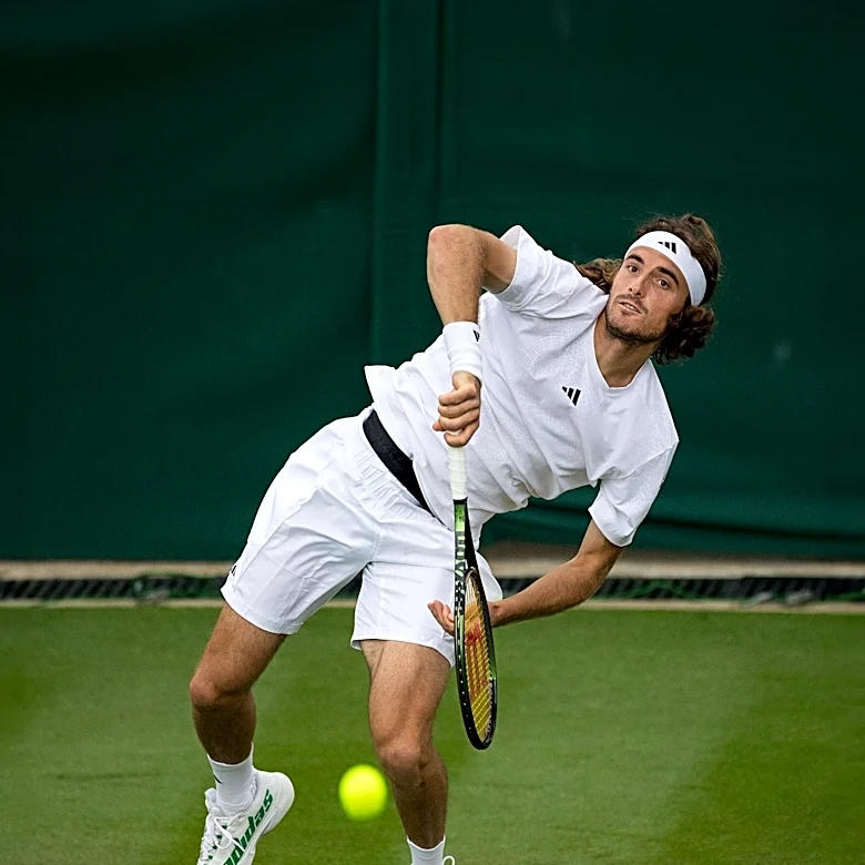 15-Year-Old Disqualified from Wimbledon Junior Tournament After Racket Incident