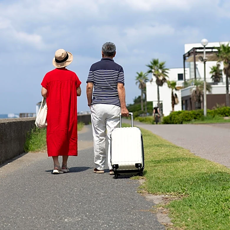 Retiree Couple Embraces Global Travel Lifestyle, Living Out of a Backpack