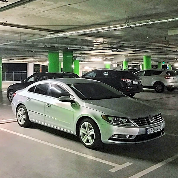 Lower Saxony Considers Investment in Volkswagen's Osnabrueck Plant Amid Transition