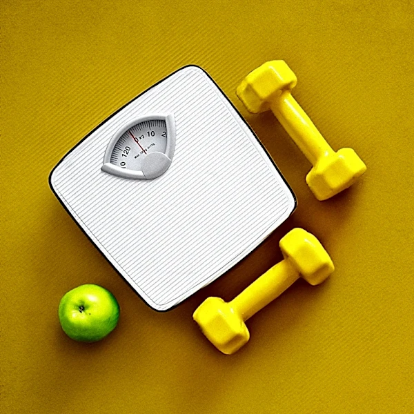 Integrative Medicine Expert Highlights Calorie Restriction's Role in Longevity