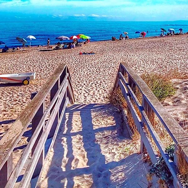 Charlestown, Rhode Island: A Summer Haven with Beaches, Seafood, and Unique Attractions