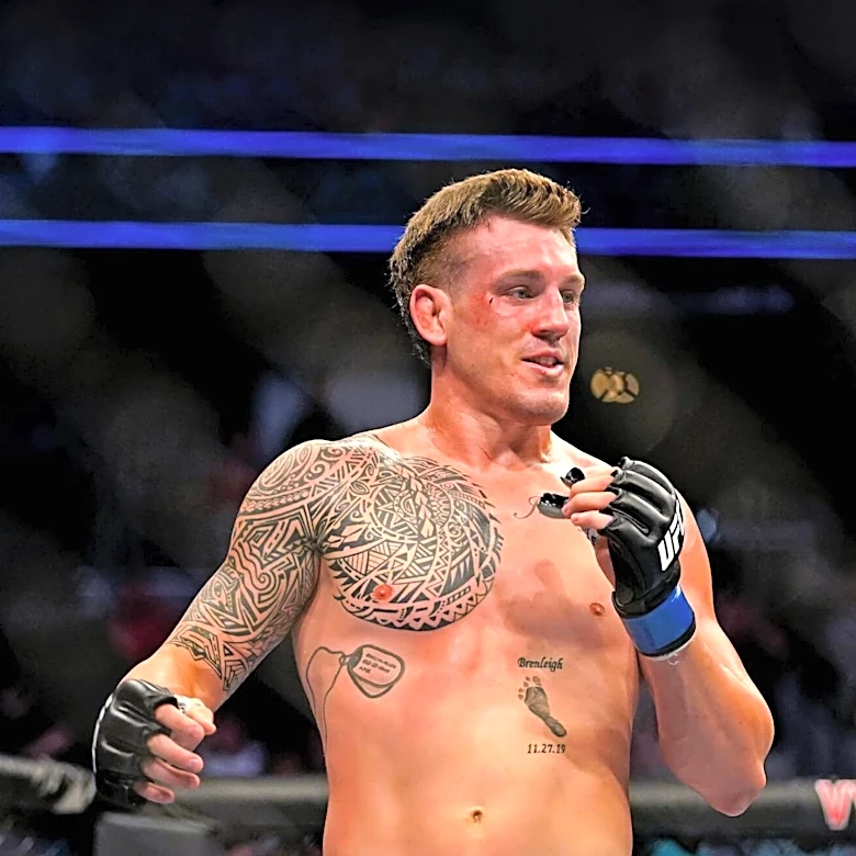 Cory Sandhagen Suffers Potential Hamstring Tear During UFC 329 Bout Against Mario Bautista