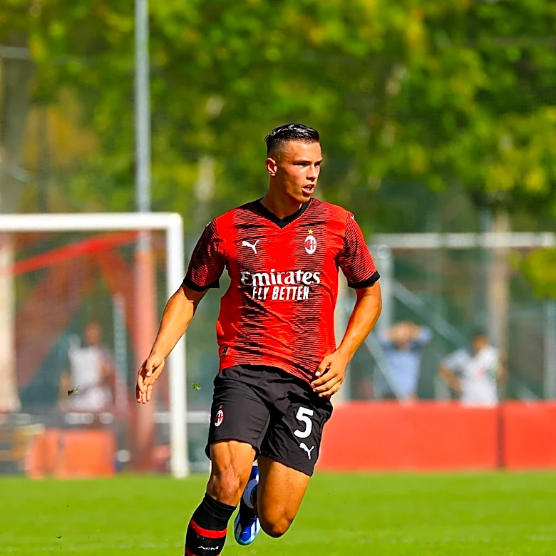 AC Milan Signs Young Talent Edoardo Zanaga for Futuro Project