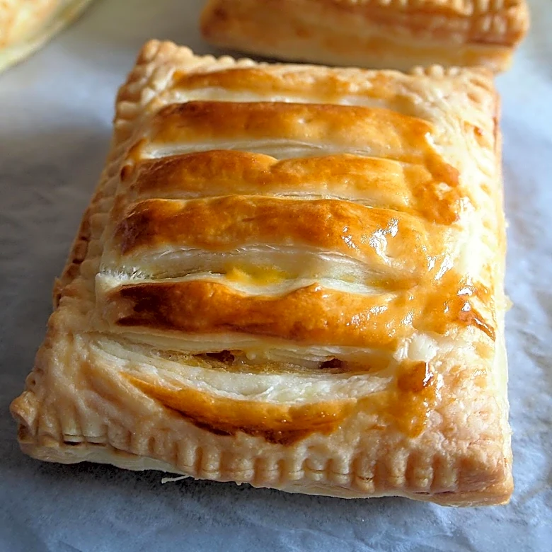 JusRol Launches Ready-to-Bake Turnover Kits to Enhance Convenience