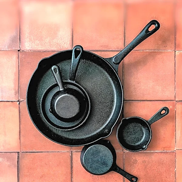 Chef Highlights Foods That Can Damage Cast-Iron Cookware