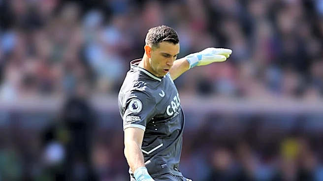 Aston Villa Blocks Juventus' Pursuit of Goalkeeper Emiliano Martínez