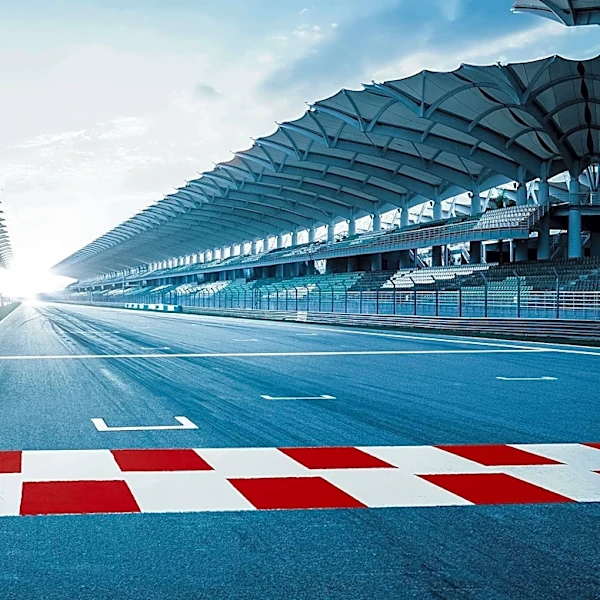 Racetracks Emerge as New Social Hubs for Modern Country Clubs