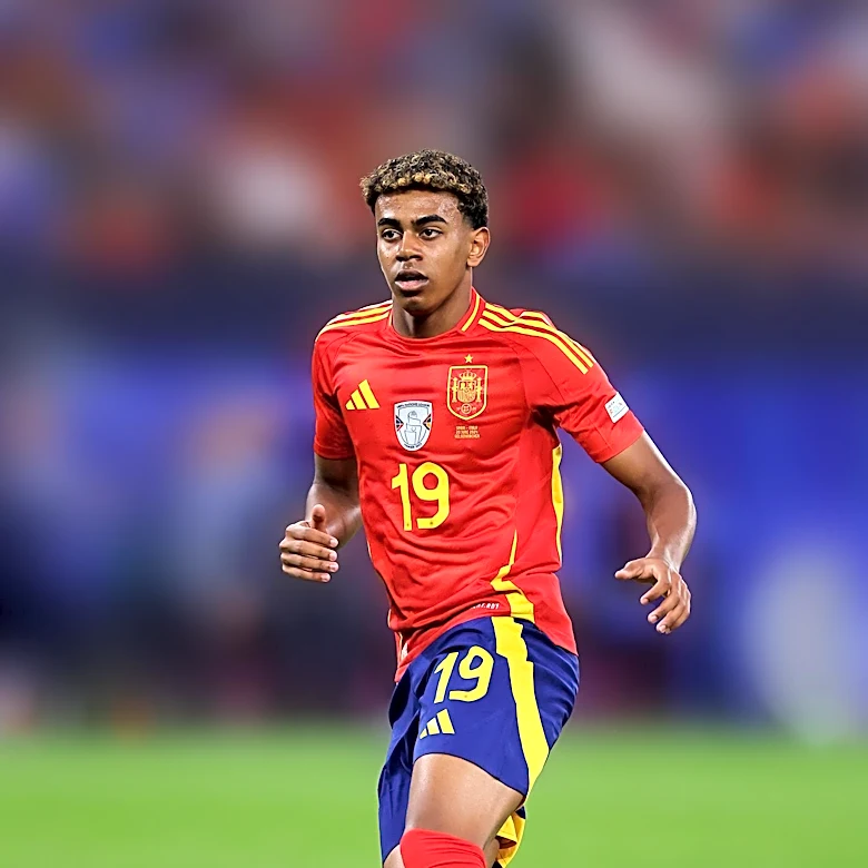 Weather Disrupts Spain's Final World Cup Training Session in New Jersey