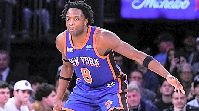 New York Knicks and Dallas Mavericks Face Off in Intense Game Highlighting Key Plays