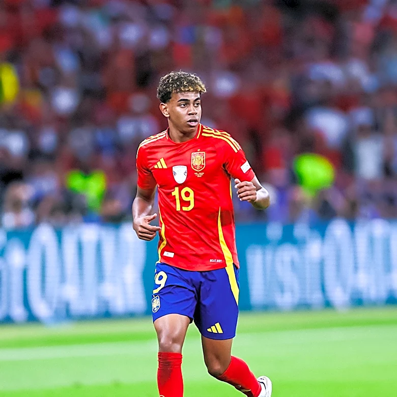 Spanish World Cup Success Captivates New York Fans Ahead of Final