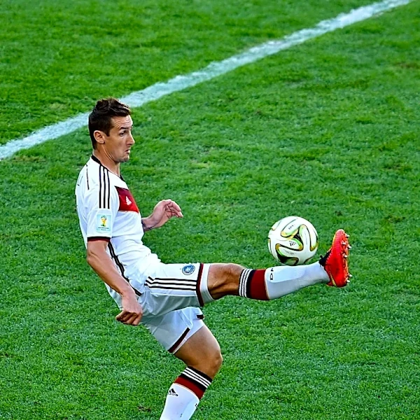 Argentina and Spain Set for World Cup Final Showdown at MetLife Stadium