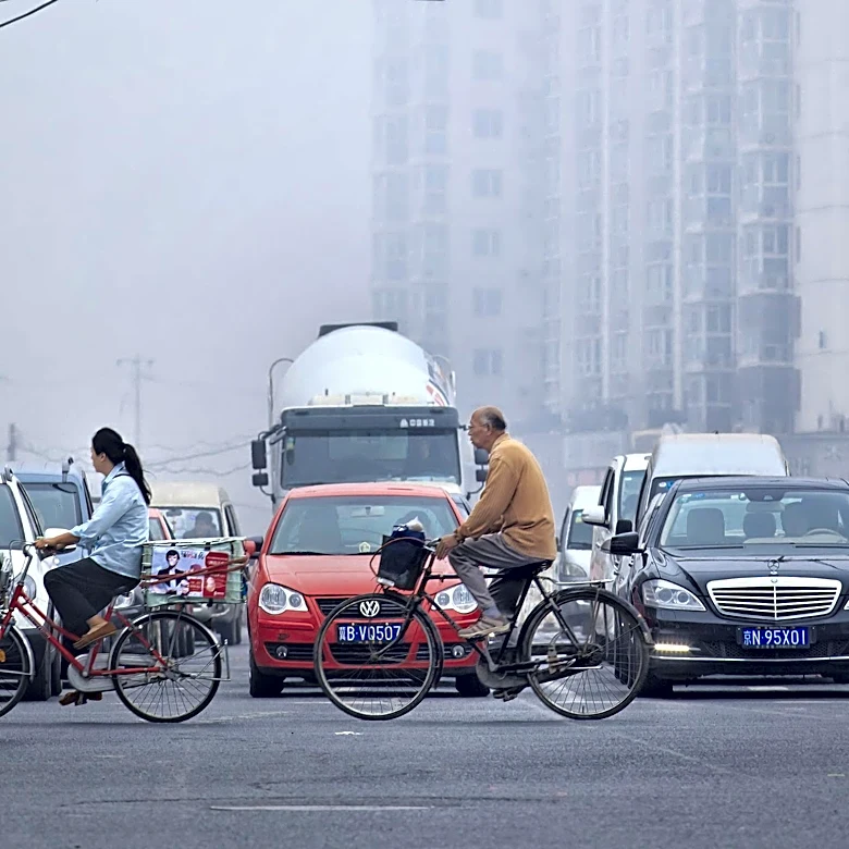China's Car Market Faces Worst Year Since 2021 with 20% Sales Decline