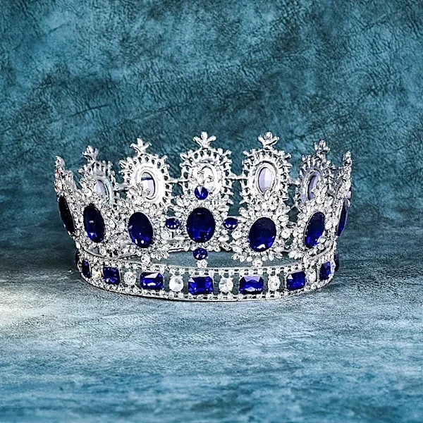 Bloomstone Jewelers Unveils 2026 Miss Teen USA Crown with Reigning Titleholder
