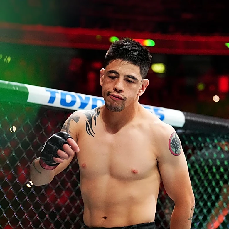 NOCHE UFC 2026: Alexa Grasso and Brandon Moreno Headline Arizona Fight Card