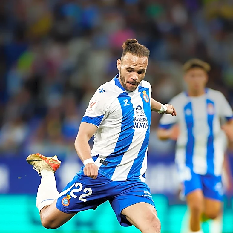 Espanyol's Preseason Tests Players and New Signings in Pau FC Friendly