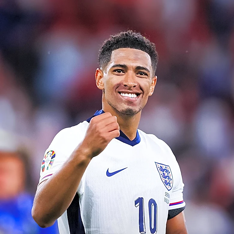 Jude Bellingham Downplays Viral Exchange with Lionel Messi After England's World Cup Loss