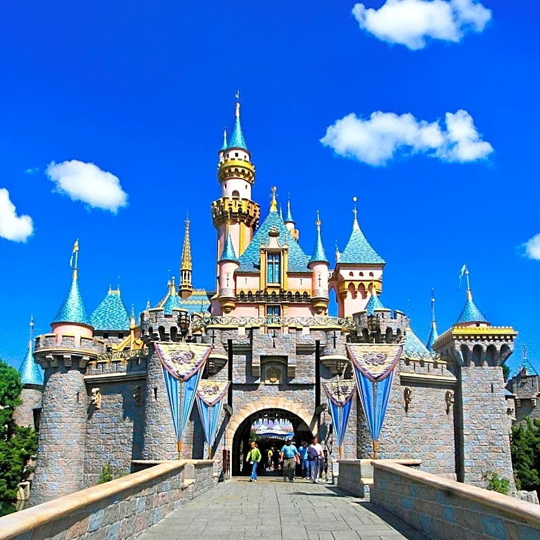 Kraft Heinz and Disney Announce Strategic Alliance to Enhance Theme Park Experiences