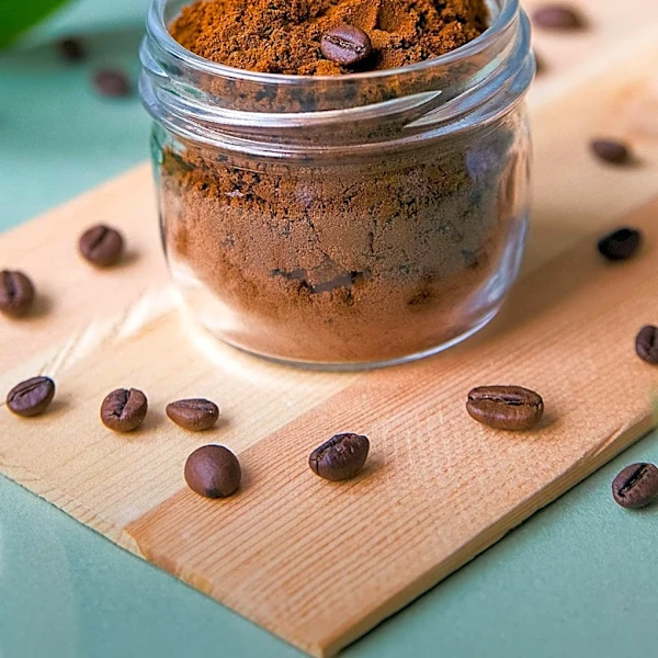 Household Trick Using Coffee Grounds Keeps Wasps and Flies Away