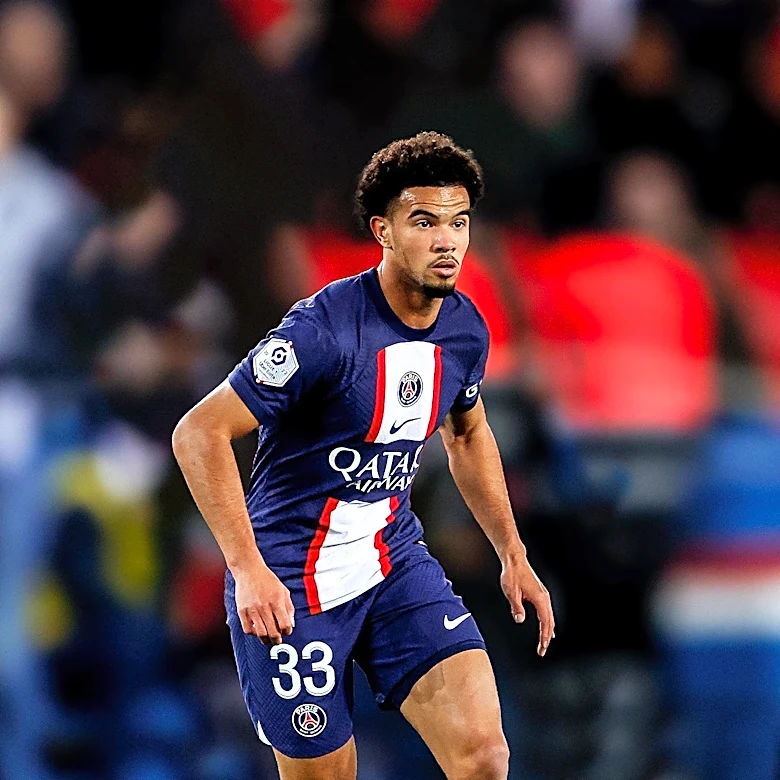 Manchester United Considers Bid for PSG Midfielder Warren Zaire-Emery Amid Transfer Rumors
