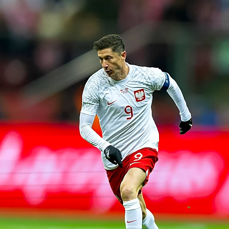 Robert Lewandowski to Make MLS Debut with Chicago Fire Against Inter Miami
