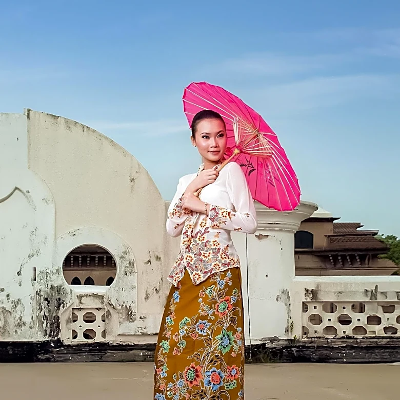 Raw Thoughts Launches EPHEMERA to Bridge Asian Fashion and U.S. Market