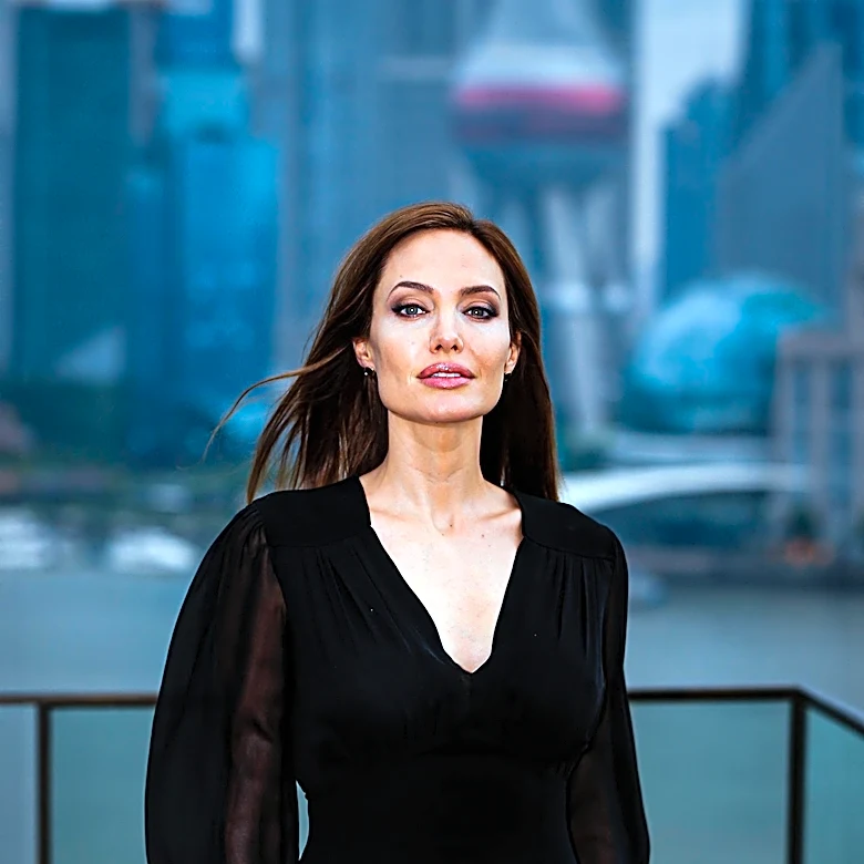 Vivienne Jolie-Pitt Files to Drop 'Pitt' from Her Last Name Amid Family Estrangement