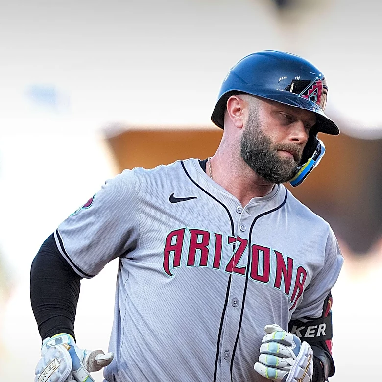 Arizona Diamondbacks Secure Victory Over Athletics with Vargas' 10th Inning Single