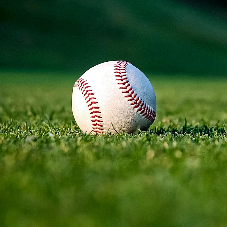 San Diego Padres' Lucas Giolito Nears Return to Pitching After Elbow Injury