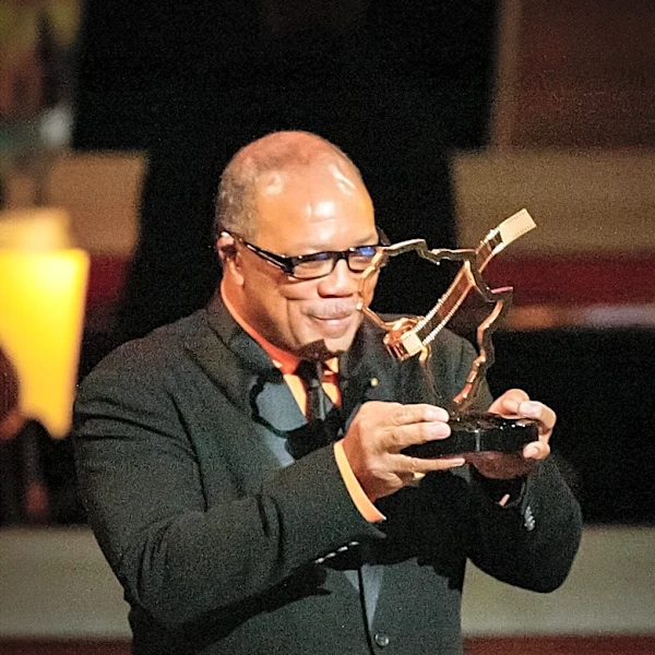 Goodman Theatre Leads 2026 Equity Jeff Awards Nominations with 24 Nods