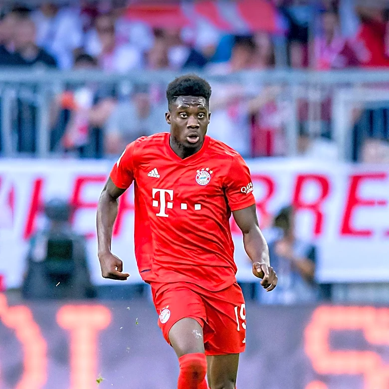 Noël Aséko Nkili Leaves Bayern Munich for More Playtime at Eintracht Frankfurt