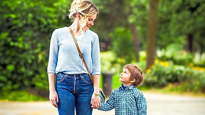 Dear Abby Addresses Relationship Dilemma Over Parenthood and Freedom