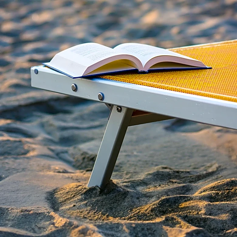 Top 30 Summer Beach Reads Recommended by Town  Country