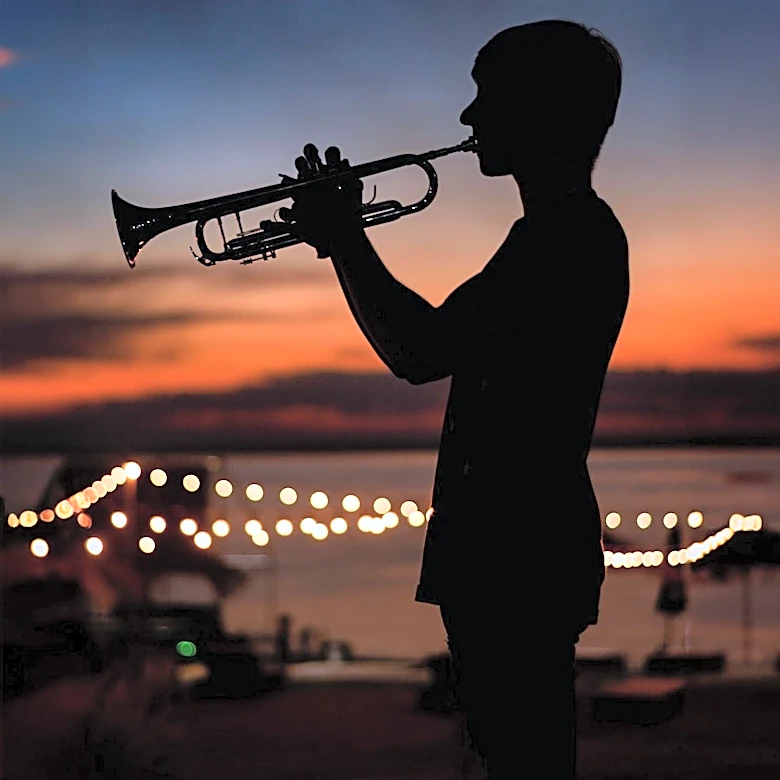 Mid-Range Jumper Impresses at Hot Summer Nights with Original Music