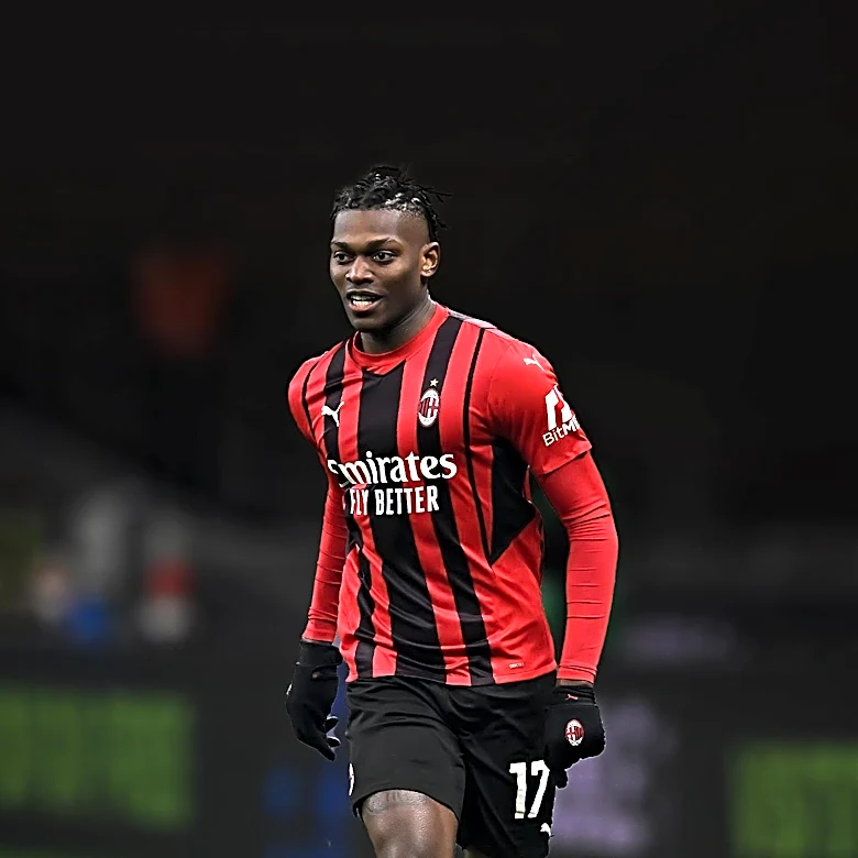 Fenerbahce Pursues Milan's Rafael Leao Amid Uncertainty Over Future