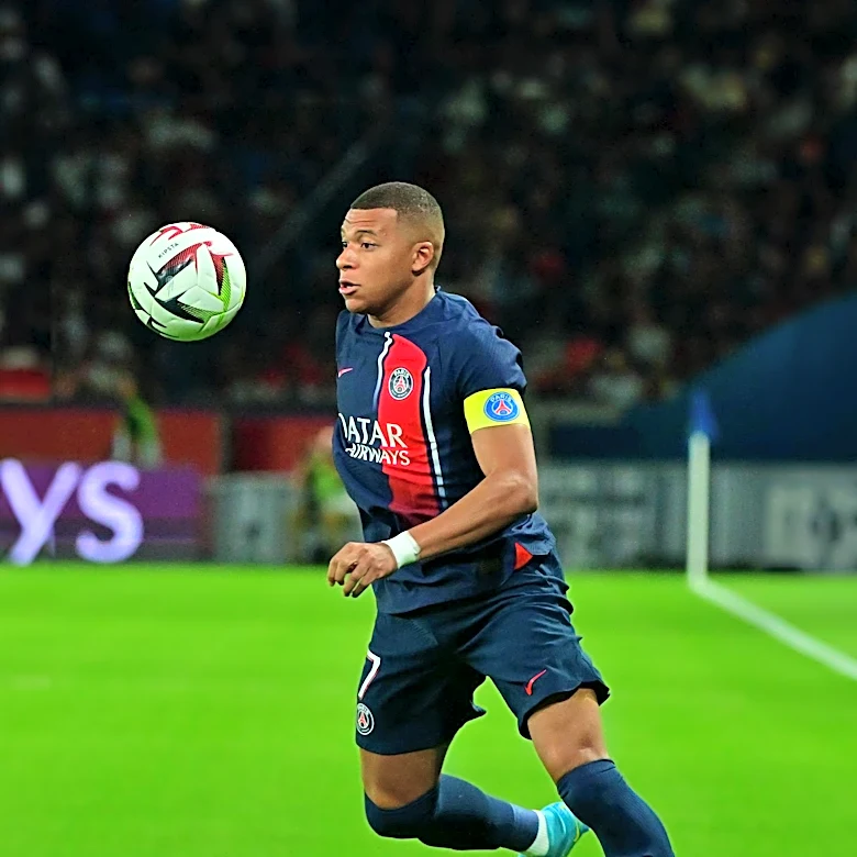Kylian Mbappé Ranked Among Top Strikers in World Football