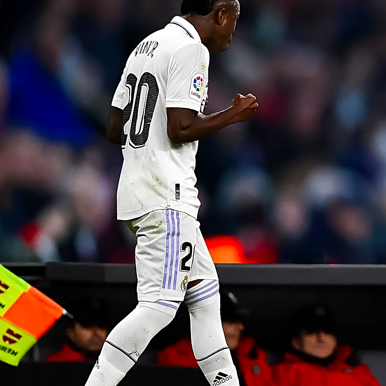 Liverpool Targets Real Madrid's Vinícius Júnior Amid Contract Uncertainty