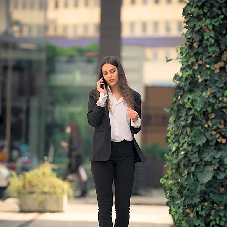 Cannes Revives Capris: A Modern Take on a Classic Style