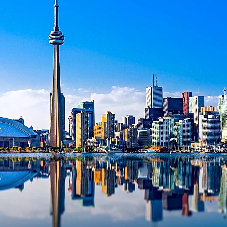 Toronto Leads Global Ranking for Solo Travel Bookings