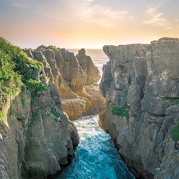 Solo Travel Destinations: New Zealand and Japan Lead for Safety and Adventure