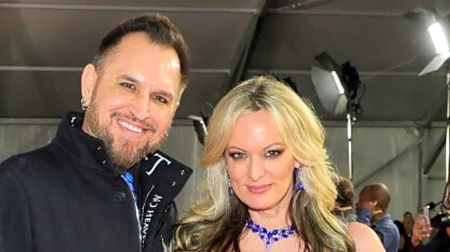 Jason Alexander Responds to Courtney Stodden's Demands Over Controversial Sketch