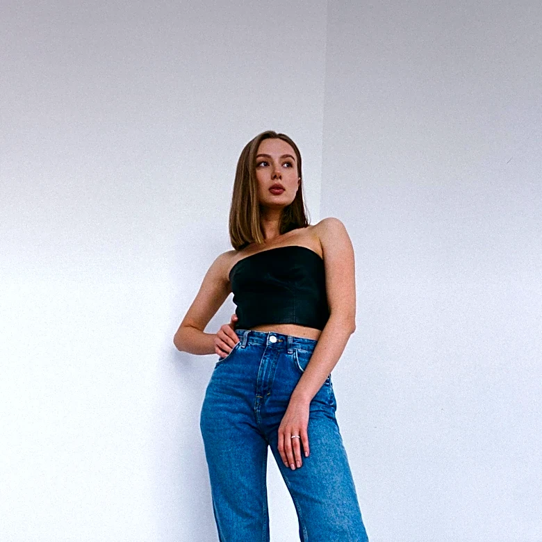 Vintage Levi's Jeans Fetch High Prices in Secondhand Market