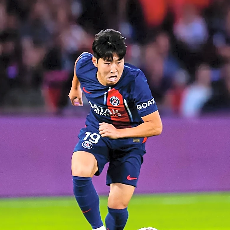 Kang-in Lee Departs PSG for Atlético de Madrid in €40 Million Transfer