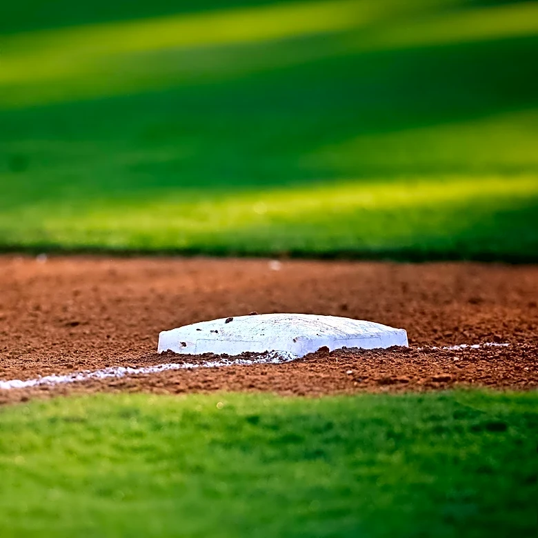 Angels' Nolan Schanuel Achieves First Stolen Base in Loss to Giants