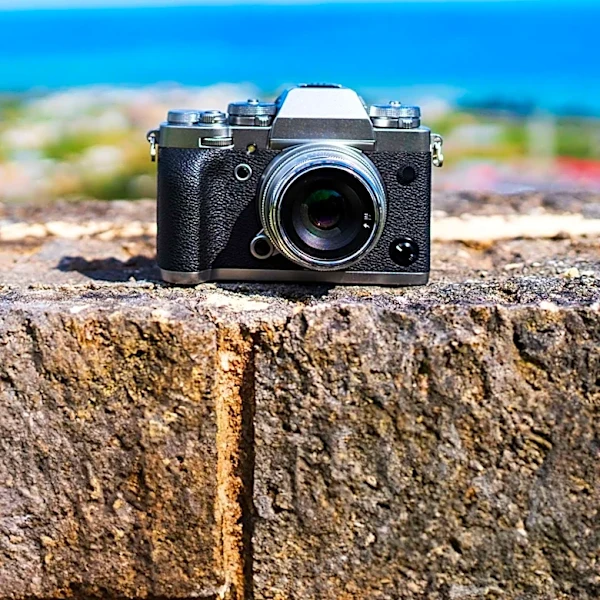 Photographers Misunderstand ISO in Modern Mirrorless Cameras