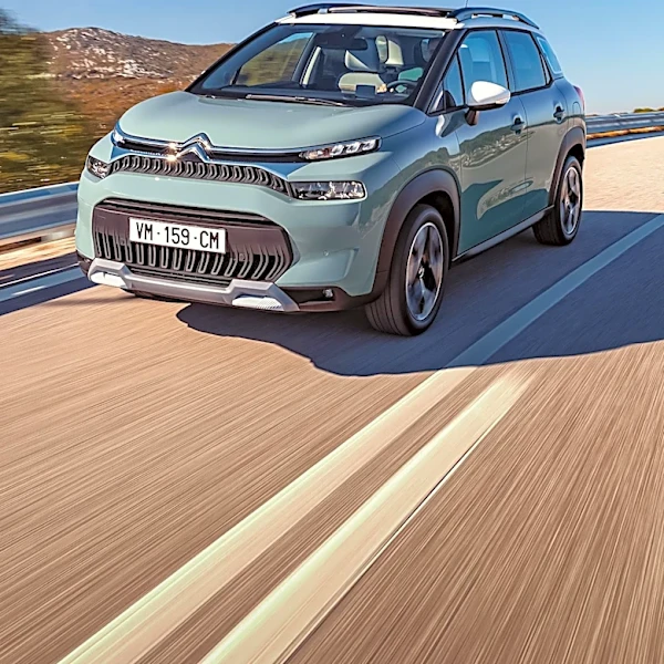 Stellantis Japan Launches New Citroën C3 Aircross Hybrid, Expanding SUV Options