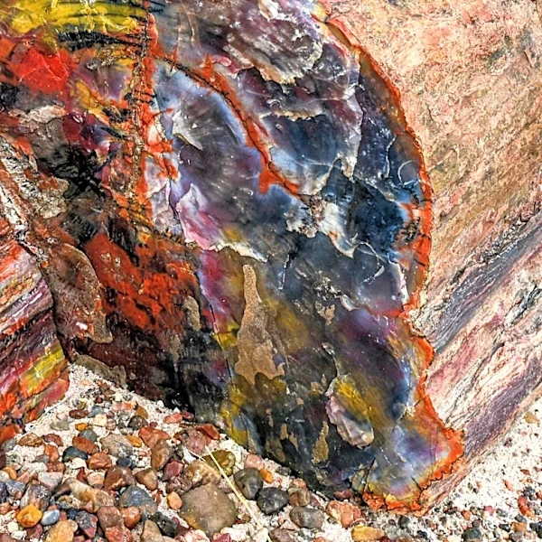 Manhattan Uranium's I-70 Project Reveals Extensive Uranium Mineralization in Utah