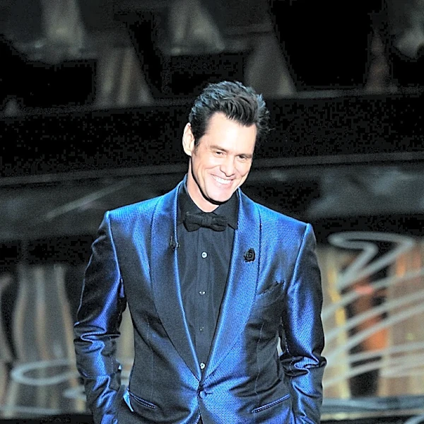 Jim Carrey Honors 'The Mask' Director Chuck Russell After His Passing
