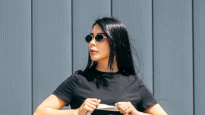 Alex Mill's Canvas Tote Bag Gains Popularity Among Celebrities and Fashion Insiders