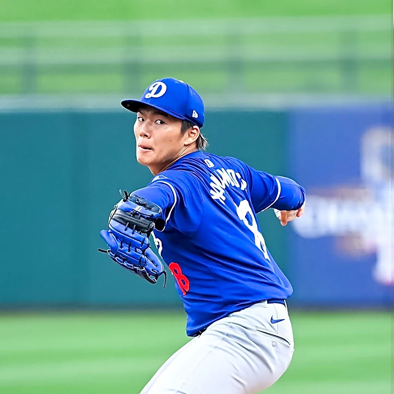Yamamoto Achieves 15th Quality Start Despite Challenges Against Mets