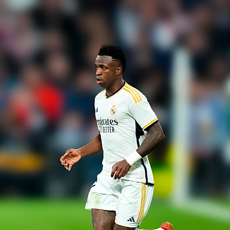 Arsenal Pursues Vinicius Junior Amid Contract Uncertainty at Real Madrid